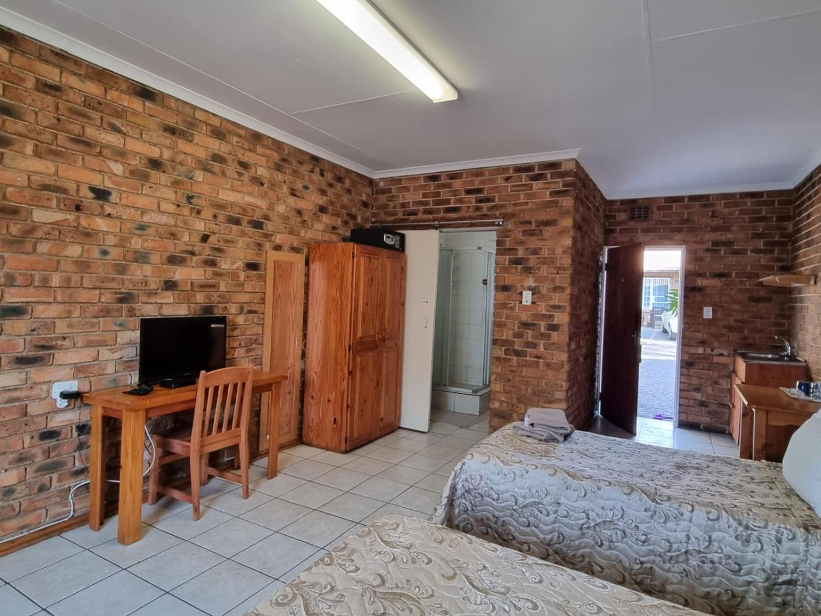 Emerald Guesthouse Kempton Park Exterior photo