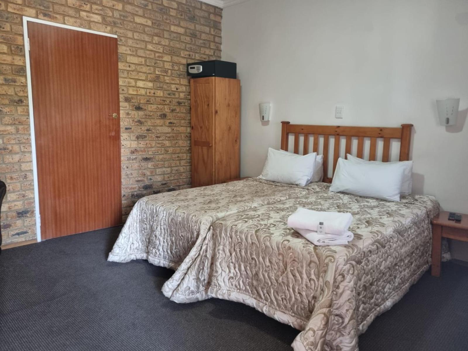 Emerald Guesthouse Kempton Park Exterior photo